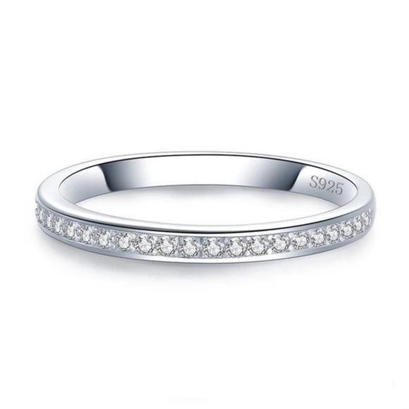 925 Sterling Silver Stackable Dazzling Cubic Zirconia Ring